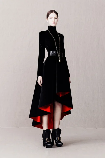 Look 10